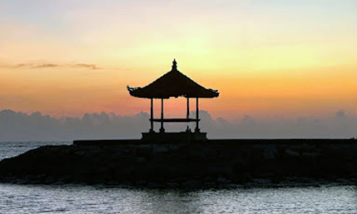 pantai nusa dua bali