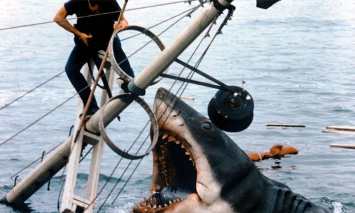 kejadian tak terduga di balik syuting film jaws