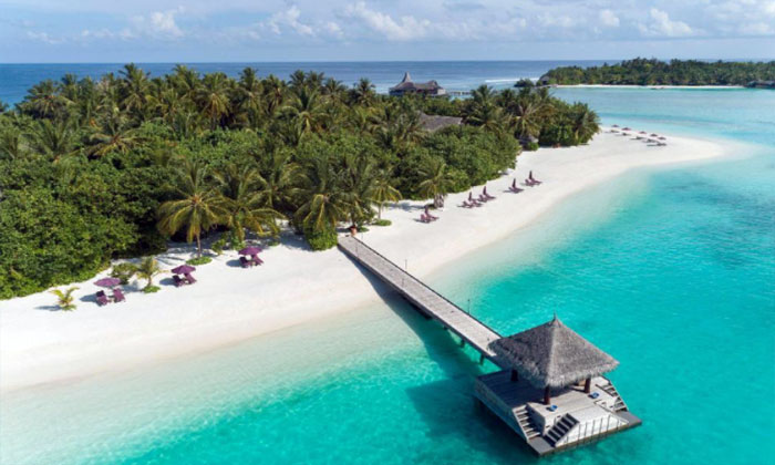 pantai di maladewa dengan pasir putih terindah